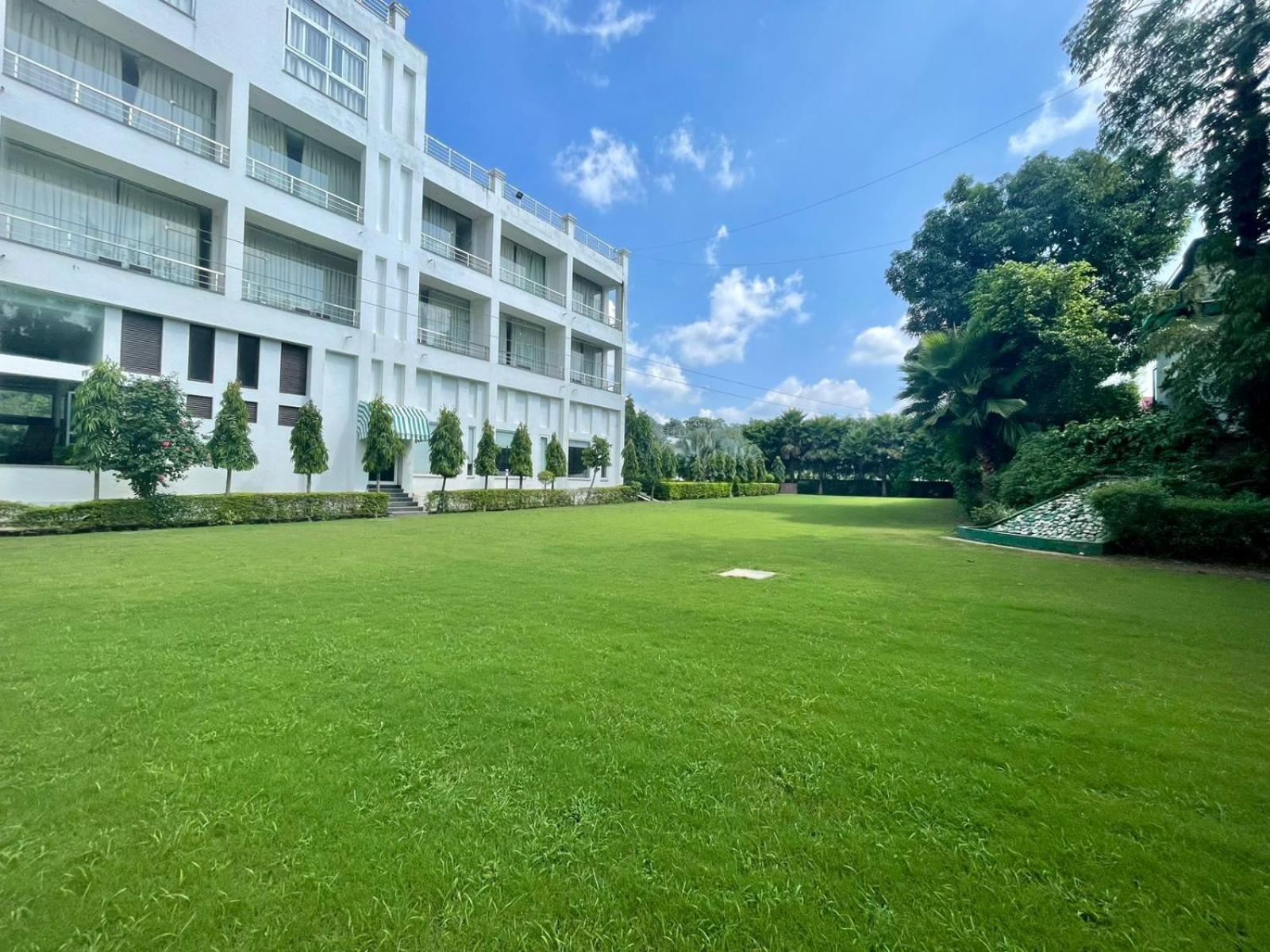 Winsome Resort & Spa Corbett Ramnagar  Exterior photo